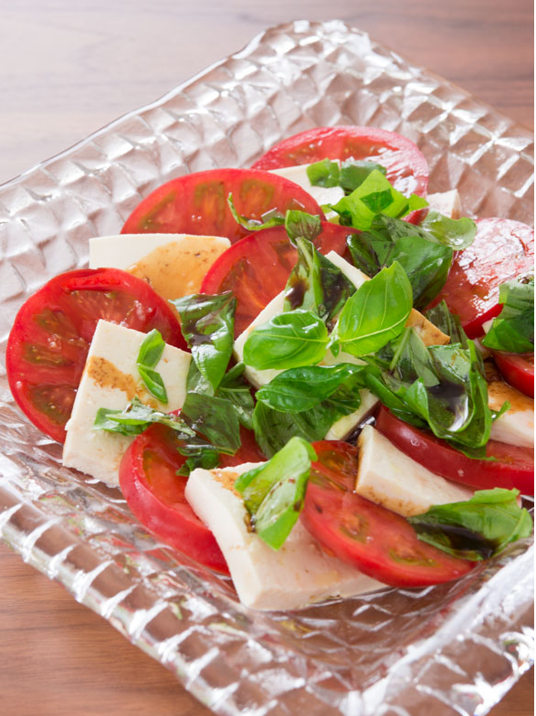 caprese salad - summer foods - salads